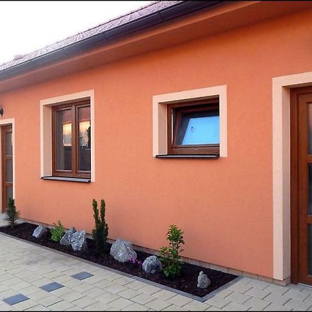 Apartmany Andrea Brzecław Zewnętrze zdjęcie