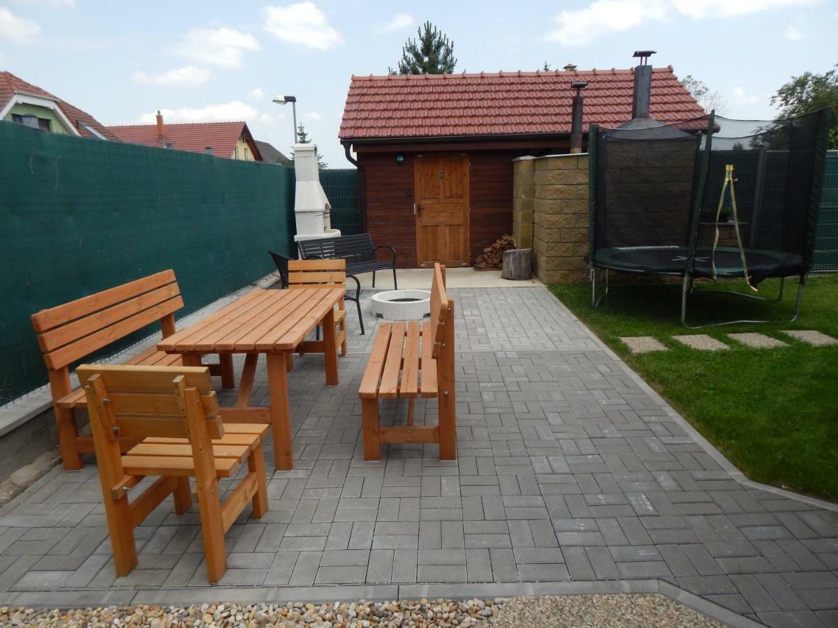Apartmany Andrea Brzecław Zewnętrze zdjęcie